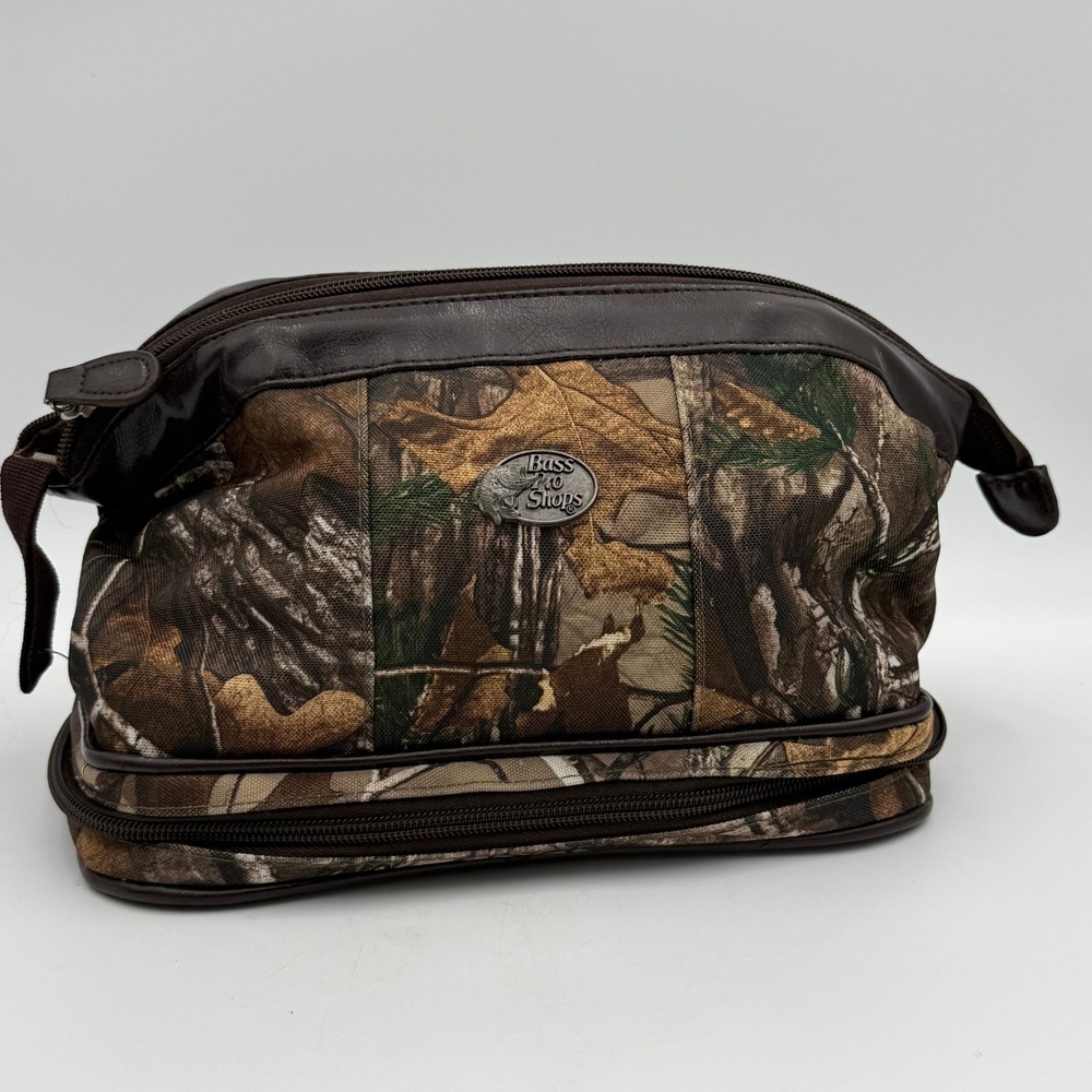 Bass Pro Shops Camo Toiletry Bag RealTree Canvas Travel Kit Dopp Kit Brown Camo
